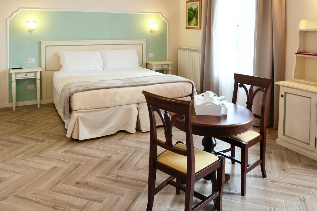 Dimora Salviati Bed & Breakfast ฟลอเรนซ์ ภายนอก รูปภาพ