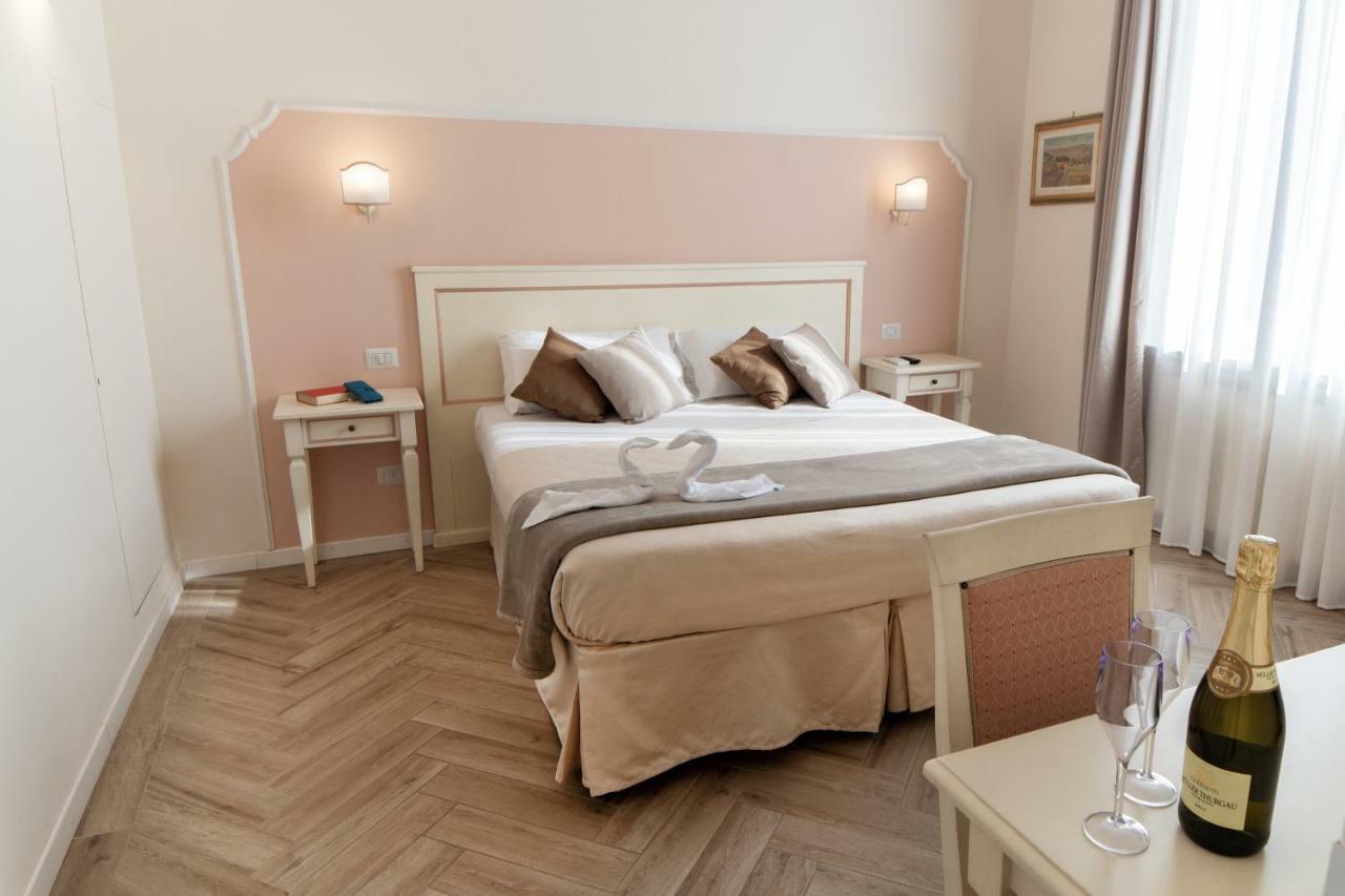 Dimora Salviati Bed & Breakfast ฟลอเรนซ์ ภายนอก รูปภาพ