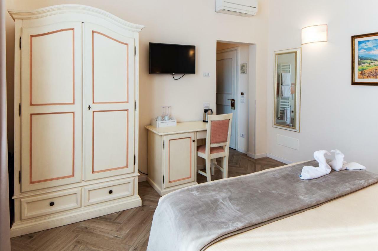 Dimora Salviati Bed & Breakfast ฟลอเรนซ์ ภายนอก รูปภาพ