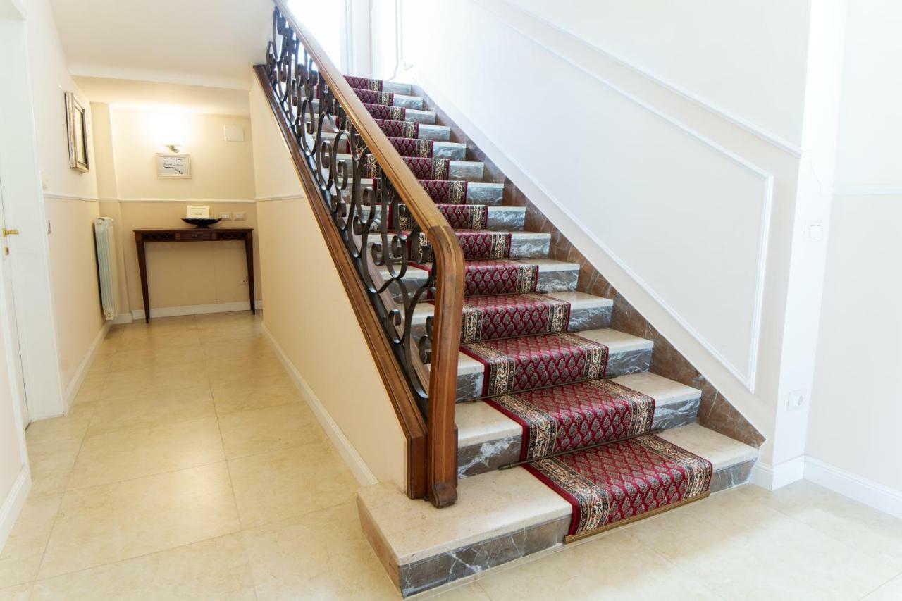 Dimora Salviati Bed & Breakfast ฟลอเรนซ์ ภายนอก รูปภาพ